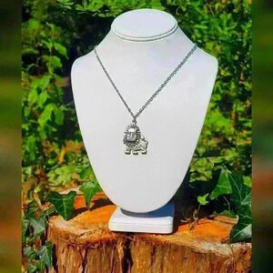 Louis Giusti vintage pawter artwear lion cute lion necklace